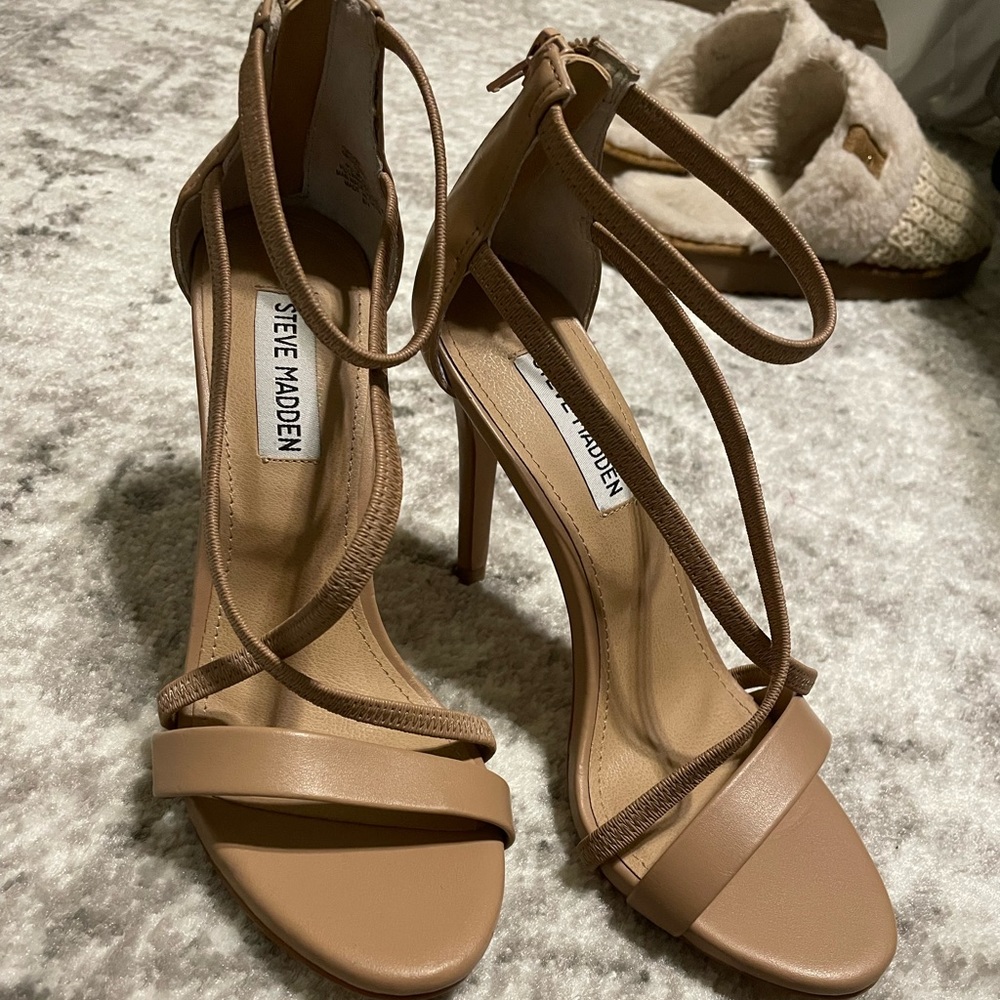 Steve Madden heels size 7